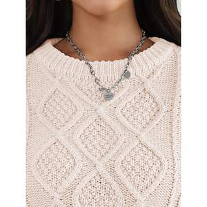 Suéteres de cuello redondo de punto de Cable de gran tamaño de estilo coreano para mujer personalizados, ropa de invierno acogedora, decoración con botones, talla XS para otoño - Product Image 5