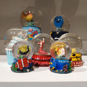 Venta al por Mayor de Globos de Nieve Personalizados de Resina de 80mm, 65mm, 45mm y 35mm, Recuerdo de Viaje de <span class=keywords><strong>Budapest</strong></span>, Bola de Agua de Cristal Promocional - Product Image 4
