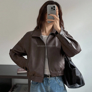 Giacca in Ecopelle da Donna, Bomber Vintage in PU con Cerniera, Cappotto da Motociclista con Orlo Elastico, Giacca Corta Personalizzabile con Logo - Product Image 4