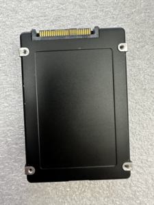 SSD Server untuk Samsung U.3 1.6TB 2.5 inci NVMe SSD PM1735a P50248-001 MZ-WLR1T6B MZWLR1T6HCLR-00AH3 Enterprise Solid State Drive - Product Image 3