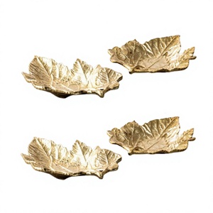 Juego de Cuatro Bandejas para Chocolates de Aluminio Color Dorado, Tamaño y Forma Personalizados, Bandeja con Diseño de Hoja a Precios Competitivos - Product Image 1