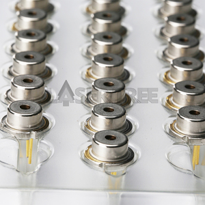 ÁRBOL LÁSER Nuevo diodo láser verde de alta potencia 515nm 525nm 532nm 1W 1000mW con punto de haz lineal de punto comprimido FAC en paquete TO9 - Product Image 1