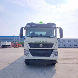 Nouveau camion-citerne à carburant SINOTRUK HOWO TX5 de 20 000 litres avec système Euro Spec EBS ESC et pompe 80 60 - Product Image 2