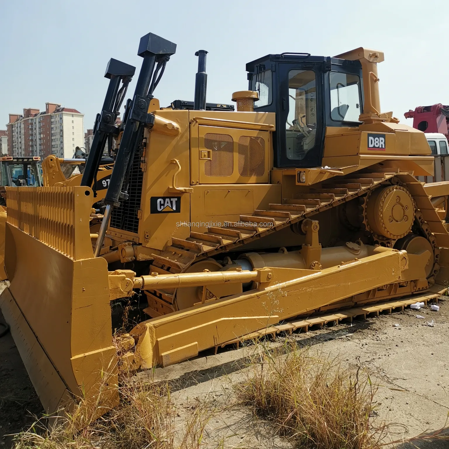 ขายด่วนรถปราบดินมือสอง CAT D8R รถดันดิน Caterpillar เครื่องขนดินกําลังสูงใช้เครื่องจักรก่อสร้างชั่วโมงสั้นอียิปต์