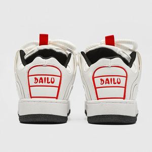 Nouveaux mocassins de style américain avec contraste de couleurs tendance, semelle épaisse et style académique pour un usage décontracté. - Product Image 4