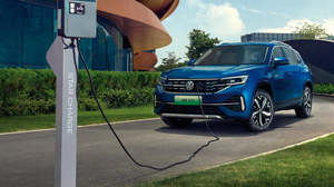 Volkswagen Tayron 200TSI DSG 2023, Auto Usado - Auténtica Línea de Producción Alemana, Rendimiento Estable para Uso Diario - Product Image 2