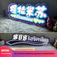 Panneau d'affichage de salle à manger rétro américain Boîte à lumière LED Panneau de porte personnalisé avec personnages lumineux en forme de voiture Source lumineuse de publicité