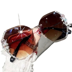 Custom Logo Newest Trending Custom Logo Luxury Rhinestone Shades <b>Sunglasses</b> UV400 Metal Rimless Diamond <b>Sunglasses</b> for Women - Product Image 5