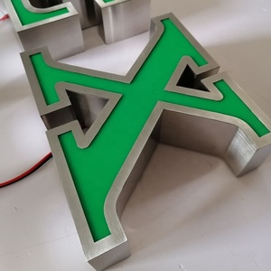Logo 3d illuminato frontale segno di lettera illuminato segni di lettere a led canale verde segni di lettere retroilluminati a led