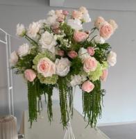 J-FB151 Vente en gros de boules de fleurs rouges artificielles en soie, centres de table pour mariage, décoration de boules de fleurs roses