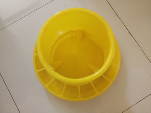 Equipo Avícola, Comedero para Pollos y Patos, Material para Barriles, Bebedero, Fregadero para Jaulas y Cría al Aire Libre - Product Image 3