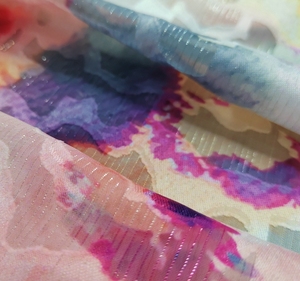 Không Có <span class=keywords><strong>Moq</strong></span> 100% Polyester Vải Hoa Voan Vải Với Kỹ Thuật Số Dệt In Ấn Dệt Hàng May Mặc Cô Gái Voan Vải Lụa - Product Image 3