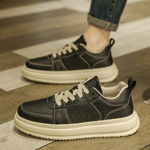 Sneakers rétro de style britannique pour hommes, légères et respirantes, semelle épaisse, chaussures décontractées, chaussures de sport confortables - Product Image 1