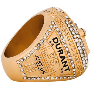 Anillo de Campeonato de los Golden State Warriors de 2018, un Anillo Elegante de Aleación Ecológica Chapado en Oro <span class=keywords><strong>con</strong></span> un Estilo Deportivo de Baloncesto - Product Image 4