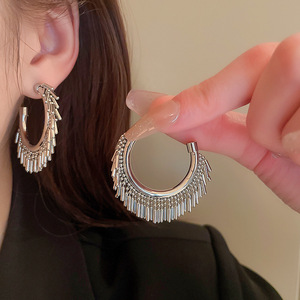 Pendientes de Aro de Aleación de Zinc S925, Chapados en Oro de 14K, 3.0 cm de Diámetro, Diseño Geométrico, Joyería de Moda para Mujer, Uso Diario - Product Image 5