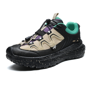 Chaussures de sport pour hommes personnalisées avec logo, style Techwear, système de laçage rapide, semelle épaisse mouchetée, baskets de sport - Product Image 1