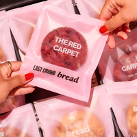Sacs plats personnalisés pour biscuits aux pépites de chocolat, imprimés en héliogravure, avec logo, soufflet latéral thermoscellable, pour l'emballage de sushis et d'aliments pour animaux de compagnie
