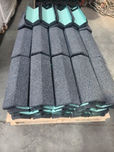 Tuile de toiture en acier ondulé de toit en métal recouvert de <span class=keywords><strong>pierre</strong></span> durable et légère avec revêtement de copeaux de <span class=keywords><strong>pierre</strong></span> de type bond résistant à la chaleur - Product Image 5