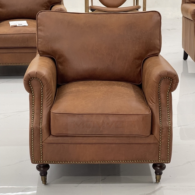 High-End Modern Antique Yellowish-Brown Leather Roll Arm Chair Styling Armchair Lounge Furniture for Hotels and Leisure