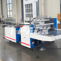Machine de stratification de film de pré-revêtement de Type sec semi-automatique IPACK entraînée par moteur électrique pour l'emballage de bois/plastique/cartons/étuis