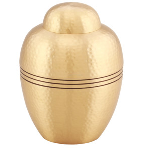 Urnes de crémation pour adultes en laiton martelé de qualité supérieure et de conception de doublure Top Dom avec ligne noire et or finie pour les cendres humaines - Product Image 1