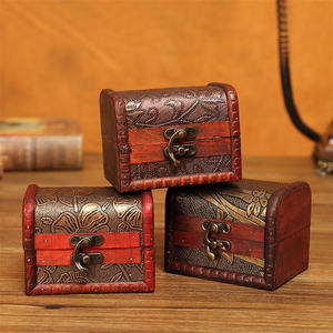 קופסת תכשיטים מעץ חרוטה, ניתנת להתאמה אישית בגודל ובצבע, קישוט בסגנון כפרי, קופסת אחסון מתנה לאמא ליום האם - Product Image 4