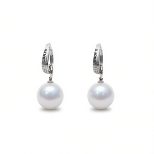 Orecchini pendenti Jkens in oro bianco con perla coltivata di forma rotonda AAA, stile classico, per l'uso quotidiano da donna - Product Image 1