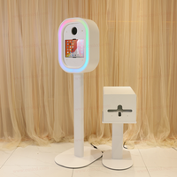 Offre Spéciale : Photobooth Ovale en Aluminium Léger (14 kg) avec Éclairage LED RGB Contrôlable par APP, Base Élargie et Stable, Photobooth Portable pour Mariages