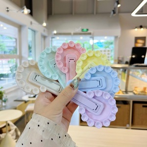 Support de téléphone à ventouse en silicone avec miroir intégré pour tous les téléphones, support mains libres pour selfies et vidéos - Product Image 6
