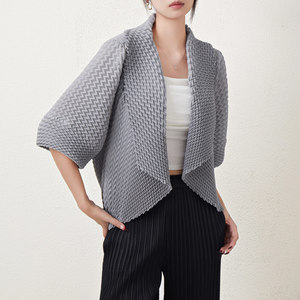 Miyake 2025 Women's Breathable <b>Vintage</b> Casual <b>Cardigan</b> Coats European American Style Three-Dimensional Pleated Top Large - Product Image 3