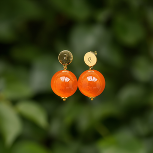 Boucles d'oreilles pendantes tendance en acier inoxydable 316L plaqué or PVD, design sphère orange durable et résistant - Product Image 3