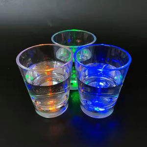 Giá rẻ ánh sáng lên dẫn Ly tự động nhấp nháy uống cốc cốc màu thay đổi bia <span class=keywords><strong>Whisky</strong></span> cốc thủy tinh cho Câu lạc bộ thanh Nguồn cung cấp bên - Product Image 2
