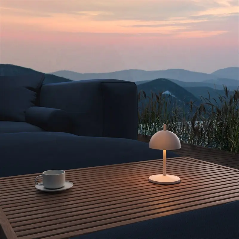 Home Bedroom Decoration Mushroom Shape Battery Operated Night Light Portable Restaurant Indoor Cordless LED Table Lamp