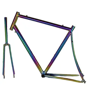 إطار دراجة هوائية مخصص من التيتانيوم بألوان قوس قزح مطلي بالأشعة