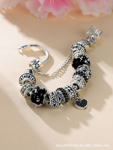 Pulsera estilo Pan que brilla en la oscuridad, superventas transfronterizo, con dijes de diamantes de imitación, corazón, flor y llave, joyería de moda - Product Image 3