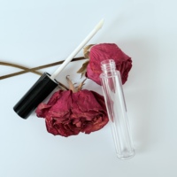 Tubes de brillant à lèvres de luxe ronds 3,5 ml 3,8 ml 4 ml avec capuchon noir – Contenants vides pour brillant à lèvres en gros