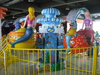 Manège pour enfants à commande automatique, rotatif et élévateur