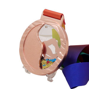 เหรียญสังกะสีอัลลอยแกะสลักแบบกลวงเหรียญทรายไหลสำหรับกีฬาวิ่งว่ายน้ำ - Product Image 2