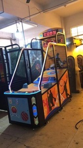Máquina de juego de baloncesto <span class=keywords><strong>para</strong></span> adultos que funciona con monedas, máquina de tiro de baloncesto de lotería de <span class=keywords><strong>billetes</strong></span> - Product Image 2
