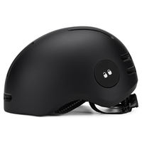 Deux casques équestres de sport Casques de vélo Casques de loisirs urbains pour skateboard Accessoires d'équitation portables polyvalents