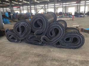 Courroie transporteuse en caoutchouc paroi latérale 1000mm ondulé incliné et raide manutention en vrac bord moulé anti-déversement ceinture d'élévation robuste - Product Image 4