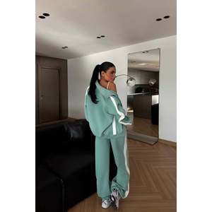 Chándal Deportivo para Hombre, Color Verde Agua, con Estampado, Transpirable, de Nailon, Diseño Personalizado, Talla Grande XL, para Invierno y Jogging - Product Image 1