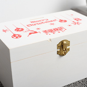 Caja de Almacenamiento Navideña Rectangular de Madera Blanca con Diseño Rojo para Empaque de Regalos Navideños - Product Image 3