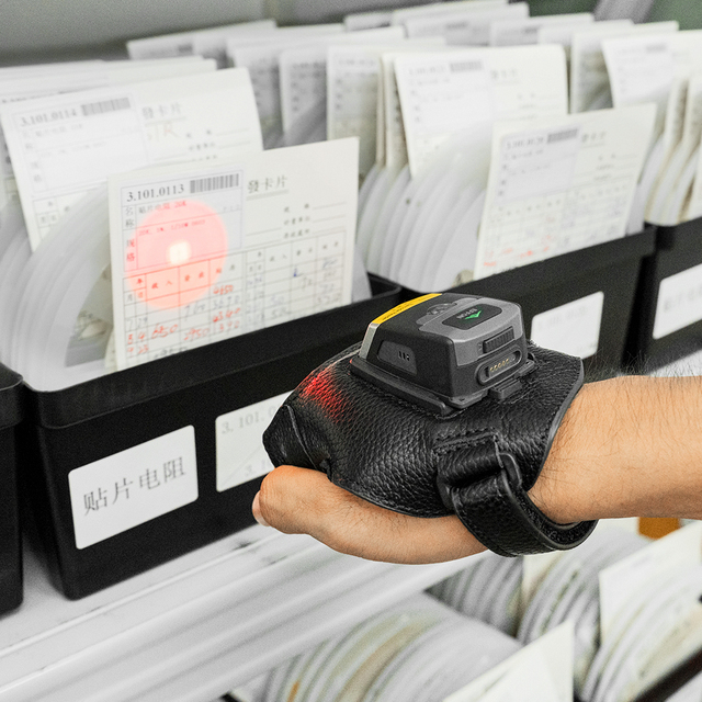 Wireless 2D Ring Barcode Scanner Finger Wearable Scanner with NFC Function USB Charging Base Stock Available for Warehouse Use