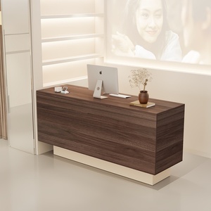 Bancone Reception in Stile Medievale in Pelle per Negozio di Abbigliamento e <span class=keywords><strong>Salone</strong></span> di Bellezza <span class=keywords><strong>con</strong></span> Cassetto, Design <span class=keywords><strong>con</strong></span> Piccolo Bar e Motivo a Fori Semplici in <span class=keywords><strong>Pietra</strong></span> - Product Image 3