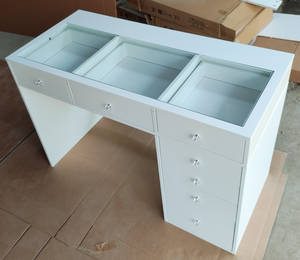 طاولة زينة حديثة بيضاء طراز فينيكس مع مساحة تخزين كبيرة و7 أدراج وسطح زجاجي - Product Image 3