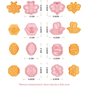 Lot de 8 <span class=keywords><strong>emporte</strong></span>-pièces 3D faits main en forme de pot de miel d'<span class=keywords><strong>abeille</strong></span>, outils de pâtisserie DIY pour la cuisine, découpoirs à biscuits <span class=keywords><strong>abeille</strong></span> pour vos créations - Product Image 3
