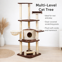Arbre à chat moderne et écologique en velours avec poteaux à gratter en sisal, structure multi-niveaux en peluche pour salon domestique