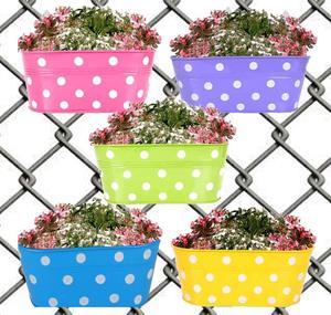 Macetas de barandilla de Metal con lunares ovalados, macetas colgantes de cerca de doble gancho largo para plantas, macetas duraderas modernas para interiores y exteriores - Product Image 2