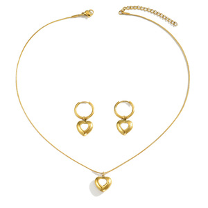 Tối Giản Thiết Kế Đồ Trang Sức Thép Không Gỉ Dây Chuyền Phụ Nữ 18K Vàng Bóng Trái Tim Mặt Dây Chuyền Bông Tai Set Đồ Trang Sức Bán Buôn - Product Image 3